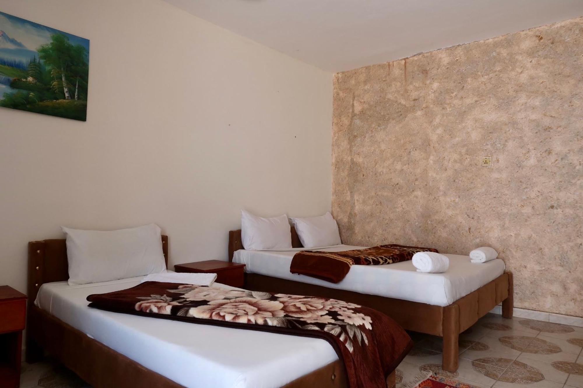 Bedouins Inn Village Aqaba Exterior photo